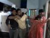 बहराइच: सरकारी आवास में महिला मित्र के साथ पांच दिन से रंगरेलियां मना रहा था जेई, पत्नी और साले ने जमकर धुना, देखें Video