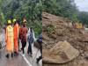 गरमपानी: बाढ़ सुरक्षा कार्यों में तेजी लाने तथा विशालकाय बोल्डरों के निस्तारण की मांग