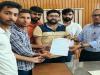 मुरादाबाद : छात्रों को नहीं देने दिया समाजशास्त्र का पेपर, हिंदू महाविद्यालय कंट्रोल रूम का किया घेराव