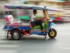 रुद्रपुर: बेहतर यातायात के लिए टुकटुक चालकों के आईडी कार्ड जारी 