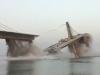 Video: बिहार में निर्माणाधीन पुल गिरा, सरकार का दावा- खामियां थीं इसलिए गिराया जा रहा