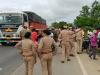 शाहजहांपुर: ट्राली के नीचे आने से मजदूर की मौत, पुलिस के खिलाफ परिजनों को फूटा गुस्सा
