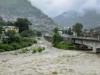 आफत की बारिश: हिमाचल में 50 से ज्यादा लोगों की मौत, कई जिलों में रेड अलर्ट जारी, एनडीआरएफ की 14 टीमें तैनात