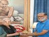 लखनऊ : राज्यपाल आनंदीबेन पटेल से मिले साउथ सुपरस्टार रजनीकांत 