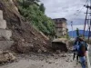 हिमाचल प्रदेश: भूस्खलन के कारण राष्ट्रीय राजमार्ग पर वाहनों की आवाजाही बंद 
