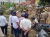 आगरा में बड़ा बवाल - सत्संगियों ने पुलिस और पत्रकारों पर किया पथराव, छावनी बना इलाका  
