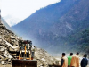 गरमपानी: राष्ट्रीय राजमार्ग पर पहाड़ियों का सीना छलनी कर यात्रियों की जिंदगी से किया जा रहा खिलवाड़