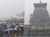 देहरादून: केदारनाथ और रुद्रप्रयाग में बारिश और बर्फबारी, श्रद्धालु हुए खुश 