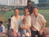 ऑस्ट्रेलियाई गेंदबाज़ एडम ज़म्पा ने परिवार संग किया ताजमहल का दीदार, देखिए VIDEO