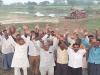 रोड नहीं तो वोट नहीं..., बहराइच में सड़क निर्माण को लेकर ग्रामीणों ने किया प्रदर्शन