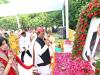 Mulayam Singh Yadav: नेता जी को श्रद्धांजलि देने के लिए सैफई में भीड़, अखिलेश यादव संग इन हस्तियों ने पुष्पांजलि की अर्पित