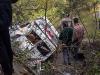 जम्मू कश्मीर के राजौरी में मिनी बस खाई में गिरी, तीन यात्रियों की मौत,15 अन्य घायल