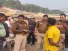 देव दीपावली की तैयारी में जुटी वाराणसी पुलिस, अस्सी घाट पर नविकों के साथ की बैठक