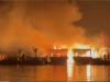 जम्मू-कश्मीर : डल झील में आग, कई हाउसबोट जलकर खाक 