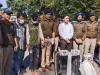हल्द्वानी: महिंद्रा कार शोरूम में हुई लाखों की चोरी के आरोपी MP से पकडे़ गए