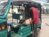 मुरादाबाद  : चोरी का ई रिक्शा दलपतपुर में बेचने पहुंचा आरोपी, कबाड़ी ने पुलिस से पकड़वाया 