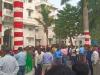 लखनऊ के केजीएमयू में वेतन कटौती से नाराज कर्मचारी कुलपति कार्यालय पर जुटे