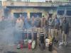 मुरादाबाद : भातू कॉलोनी में आबकारी टीम का छापा, अवैध शराब के साथ एक व्यक्ति को पकड़ा