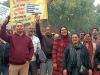 प्रयागराज: SHUATS के कुलपति के खिलाफ शिक्षकों व कर्मचारियों ने निकाला पैदल मार्च