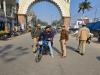 रामपुर : बिना हेलमेट वालों पर चला पुलिस का डंडा, एसपी ने बैकों में भी लिया सुरक्षा का जायजा