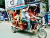 काशीपुर: ओवरलोड सामान लेकर दौड़ रहे आधा दर्जन ई-रिक्शा सीज