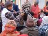 बिजनौर: धर्मवीर प्रजापति ने जिला जेल में असहाय कैदियों को कंबल और गर्म कपड़े किए वितरित 