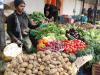 बरेली: सब्जियों पर भीषण महंगाई ने हर घर को बनाया शबरी की रसोई
