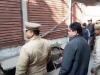 Bareilly News: मौलाना तौकीर रजा के भतीजे की दुकानों की जांच को पहुंची बीडीए टीम, नोटिस थमाया