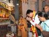 मुख्यमंत्री भजनलाल ने बांके बिहारी मंदिर में किए दर्शन, पत्नी गीता भी रहीं साथ 