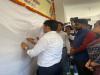 डीएम ने लिखा-मतदान करे बाराबंकी, जिले में शुरू हुआ मतदाता जागरुकता हस्ताक्षर अभियान 