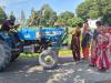 शांतिपुरी: खनन वाहनों के गांव में घुसने पर महिलाओं ने लगाया जाम