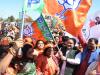 लखनऊ: महिला शक्ति वंदन बाइक रैली को भूपेंद्र चौधरी ने झंडी दिखा किया रवाना