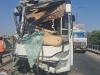 Kanpur Accident: तेज रफ्तार बस सड़क किनारे खड़े डंपर से टकराई...एक की मौत व 12 घायल