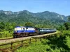 अल्मोड़ा: वायदों की पटरी पर नहीं दौड़ सकी सियासत की ट्रेन 