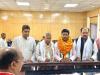 लखनऊ: कांग्रेस प्रत्याशी मुकेश सिंह चौहान ने उपचुनाव के लिए किया नामांकन