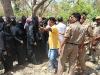 सुलतानपुर: पूजा स्थल को लेकर दो समुदायों में बढ़ा विवाद, पुलिस और प्रशासनिक अधिकारियों ने कराया शांत 