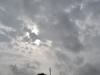 Banda Weather: आसमान में छाये बादलों और हवाओं ने उड़ाई किसानों की नींद...माह भर पहले ओलावृष्टि से तबाह हुईं थी फसलें