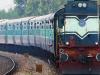 Kanpur: यह ट्रेन नहीं बैलगाड़ी है...गोरखपुर-पुणे स्पेशल 10 घंटे लेट, यात्रियों ने अधिकारियों को ट्वीट कर जताई नाराजगी