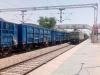 Auraiya: कंचौसी में मालगाड़ी के ब्रेक-शू में आई तकनीकी कमी; आधे घंटे तक स्टेशन पर खड़ी रही ट्रेन