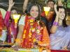 Kanpur: भोजपुरी अभिनेत्री अक्षरा सिंह और मोनालिसा ने किया रोड शो; बोलीं- रउआ ढ़ेर सारा आपन बेटा का प्यार दिहल जा 