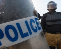 पाकिस्तान में पुलिस वैन पर हमला, छह पुलिसकर्मियों की मौत 