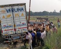 रामपुर: तेज रफ्तार कंटेनर ने मारी ट्रैक्टर ट्राली में टक्कर, तीन की मौत