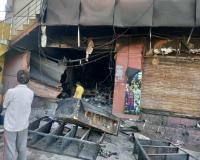 हल्द्वानी: हार्डवेयर और स्पोर्ट्स की दुकान में लगी आग, राख हुआ लाखों का सामान