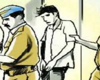 मथुरा: चौथ वसूली के आरोप में नौ बदमाश गिरफ्तार 