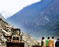 गरमपानी: राष्ट्रीय राजमार्ग पर पहाड़ियों का सीना छलनी कर यात्रियों की जिंदगी से किया जा रहा खिलवाड़