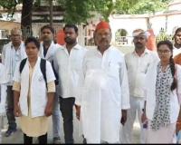 मीरजापुर: सपा की मांग, छात्राओं का पैसा हो वापस, डायरेक्टर पर दर्ज हो मुकदमा