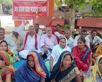 अयोध्या: खेत मजदूर संगठन ने किया प्रदर्शन, सौंपा ज्ञापन 