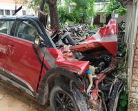 अमरोहा : ट्रैक्टर-ट्रॉली में घुसी कार, काशीपुर के व्यक्ति की मौत, तीन घायल