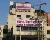 लखनऊ: एलडीए के संविदाकर्मी ने की आत्महत्या, मृतक की पत्नी ने LDA VC पर लगाया गंभीर आरोप