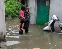 भारी बारिश से नागपुर के कई इलाकों में बाढ़, 180 लोगों को सुरक्षित निकाला गया 